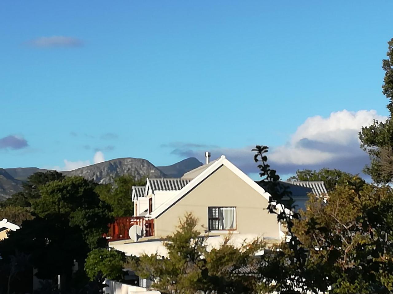 The Mayflower Hermanus Exterior foto
